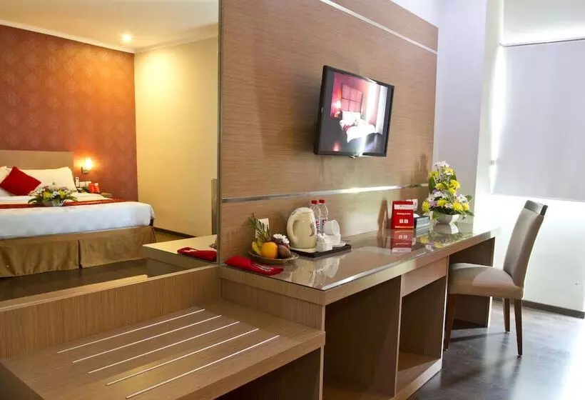 Hotel @hom Premiere Cilacap