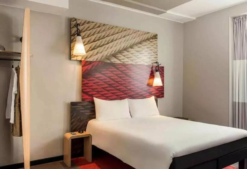 Hotelli Ibis Paris Avenue De La Republique