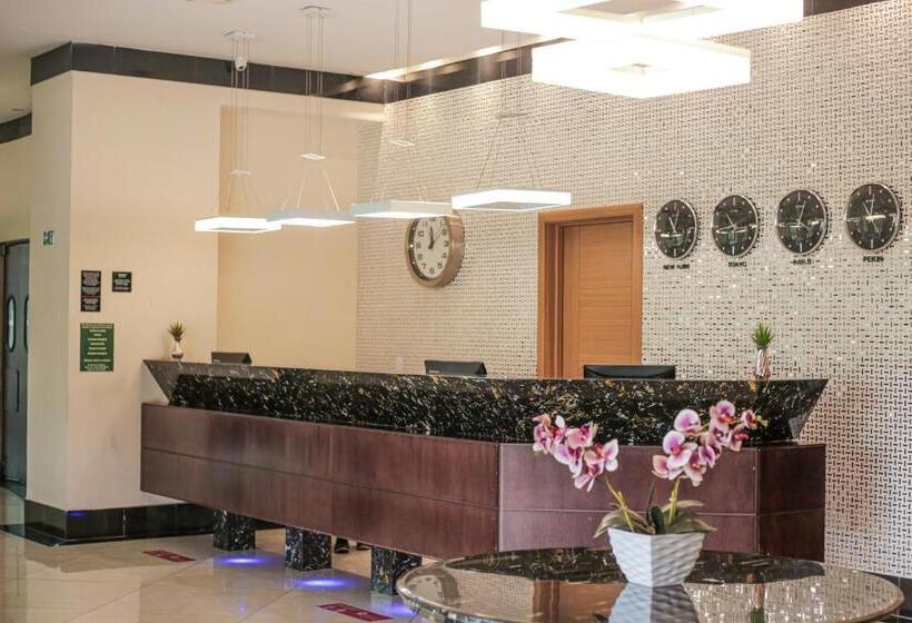 ホテル Intercity Vinhedo