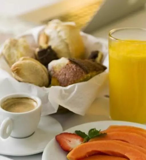 Отель Intercity Vinhedo