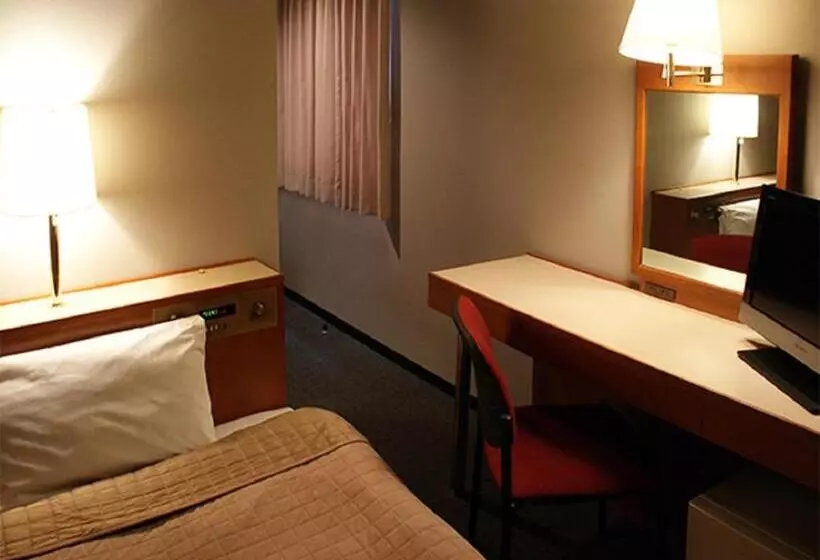 Отель Livemax Budget Hiratsuka Ekimae