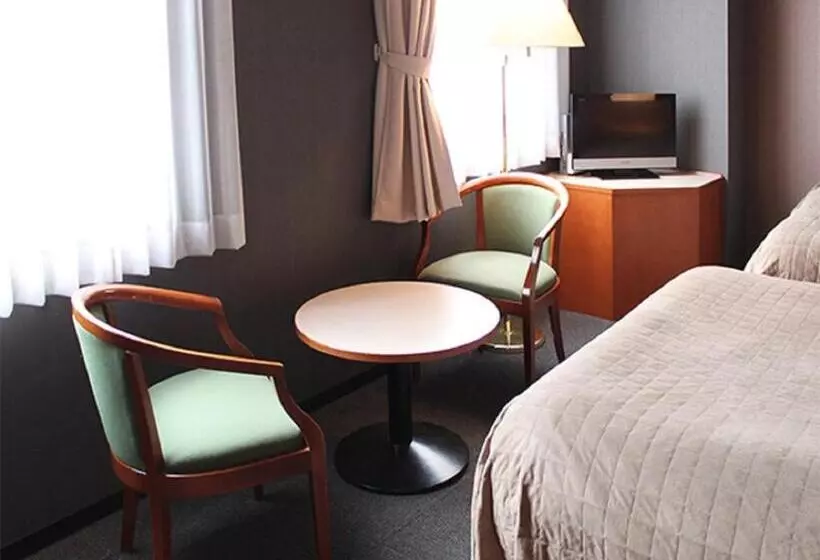 Отель Livemax Budget Hiratsuka Ekimae