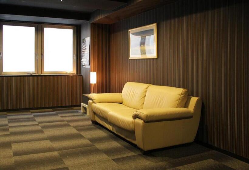 فندق Livemax Budget Hiratsuka Ekimae