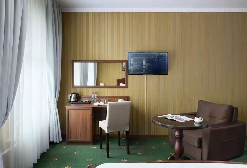 Mirros Hotel Moscow Kremlin