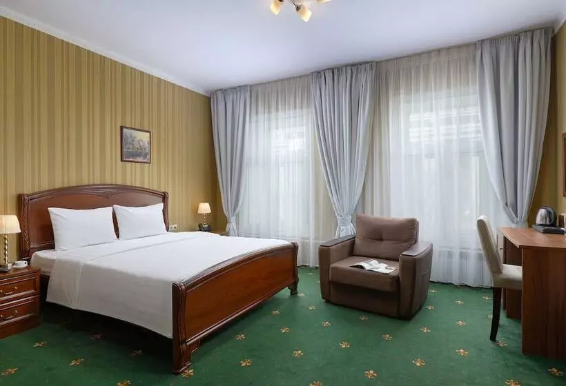 Mirros Hotel Moscow Kremlin