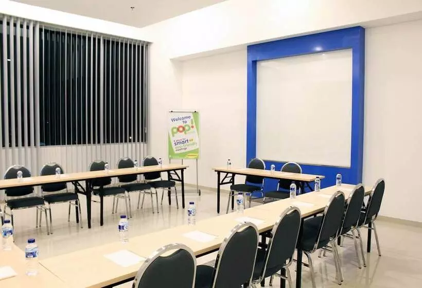 Pop! Hotel Kelapa Gading