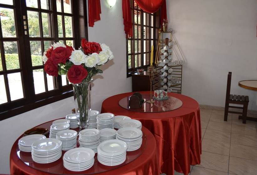 Отель Pousada Das Rosas