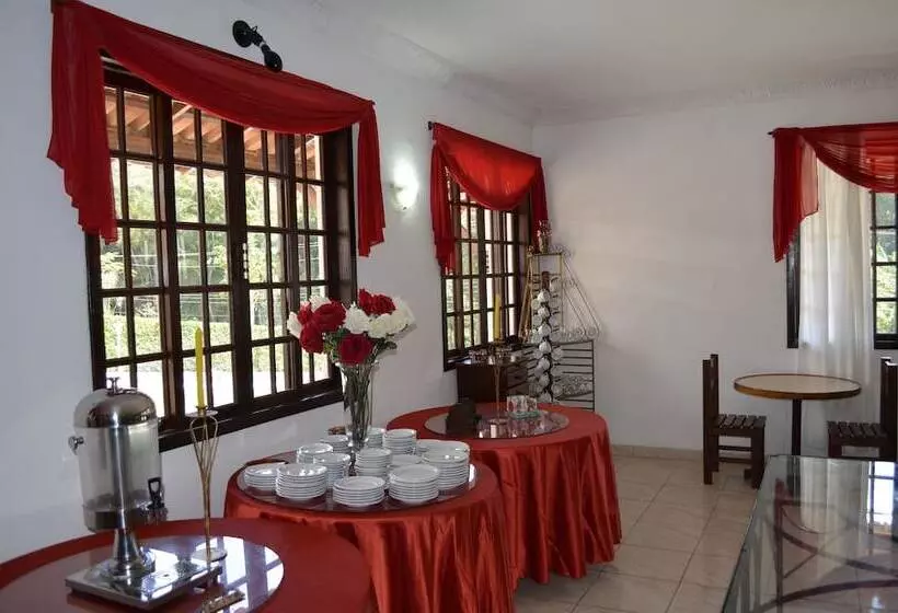 Hotel Pousada Das Rosas