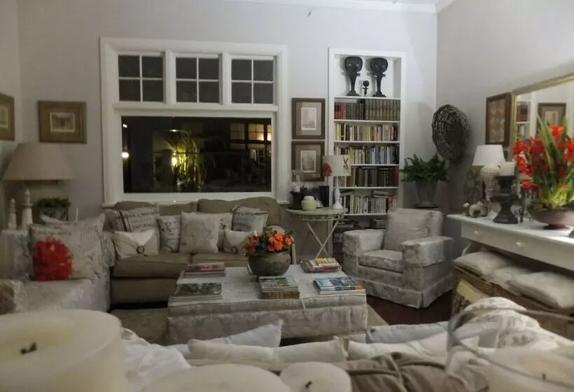 Hotel St Lucia Kingfisher Lodge