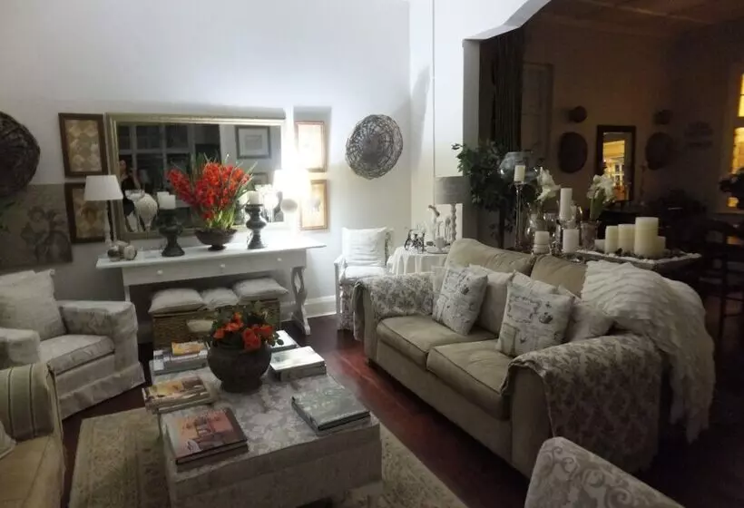 Hotel St Lucia Kingfisher Lodge