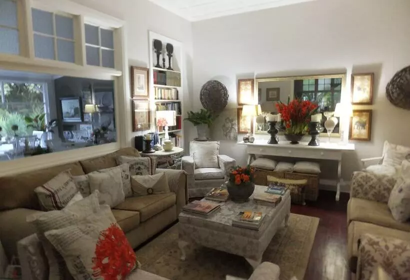 Hotel St Lucia Kingfisher Lodge