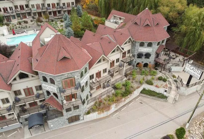 ホテル The Castle At Swan Lake