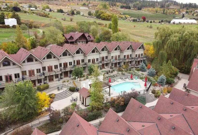 ホテル The Castle At Swan Lake