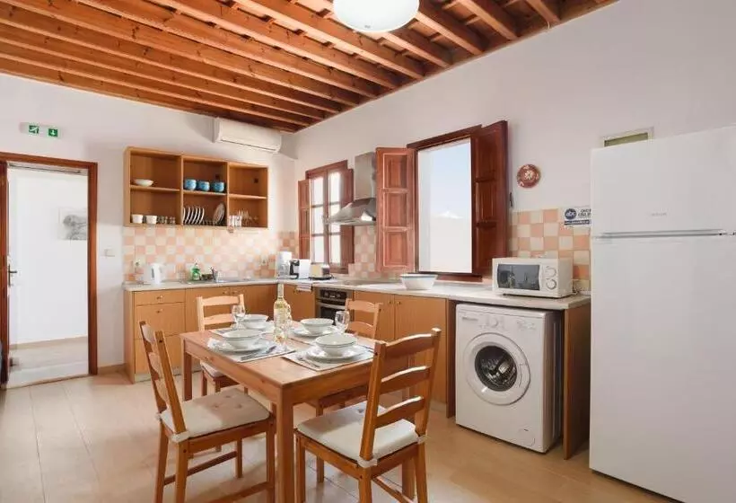 فندق Thea Villas And Suite