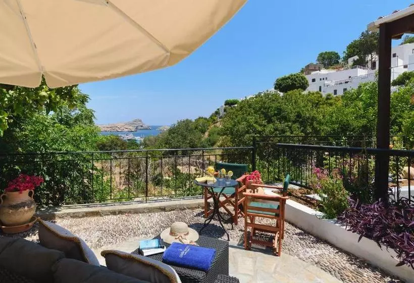 فندق Thea Villas And Suite