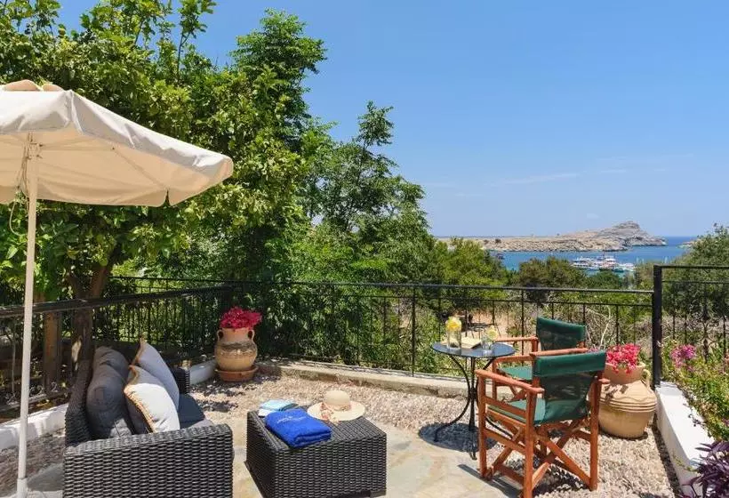 فندق Thea Villas And Suite