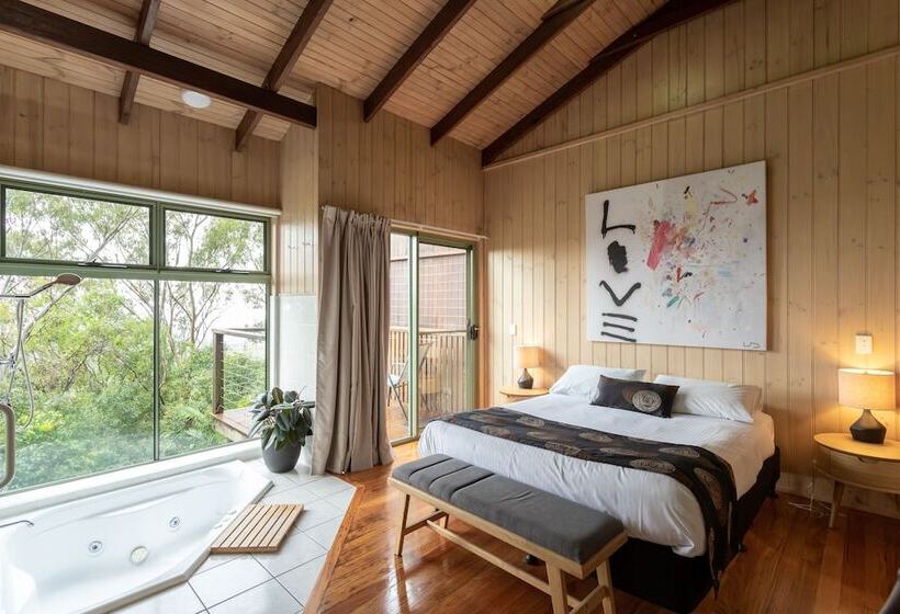 ホテル Treetops Seaview Montville