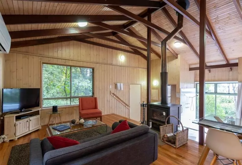 호텔 Treetops Seaview Montville