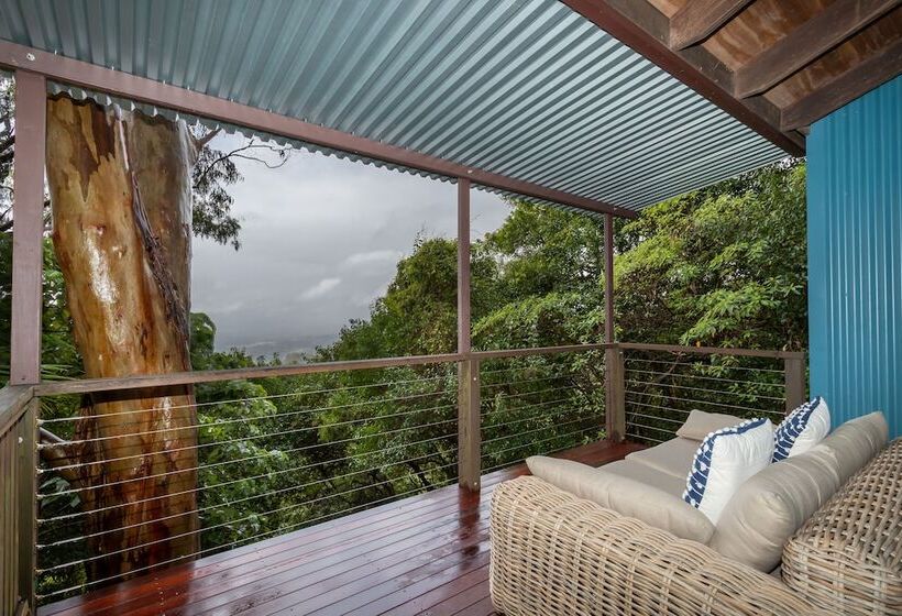 ホテル Treetops Seaview Montville