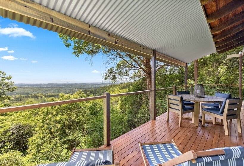 ホテル Treetops Seaview Montville