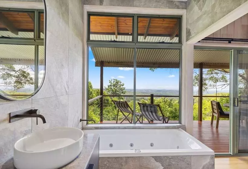 호텔 Treetops Seaview Montville