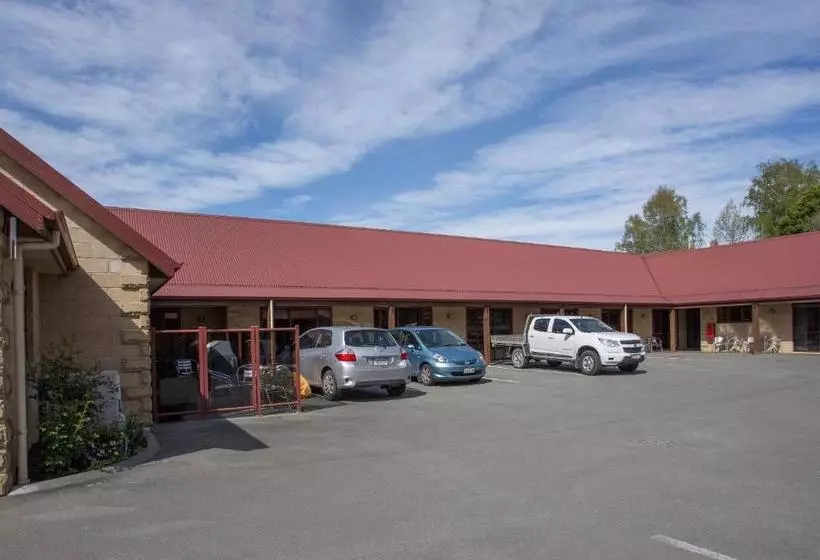 فندق على الطريق Asure Scenic Route Motor Lodge