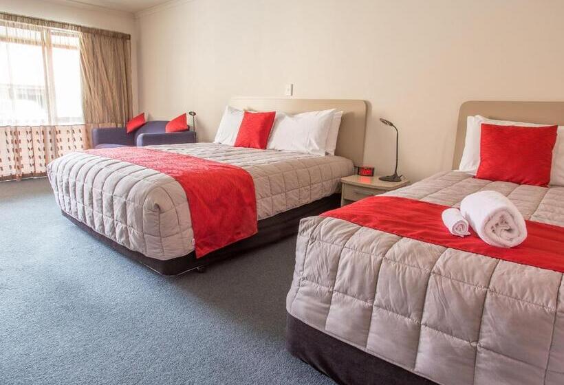 فندق على الطريق Asure Scenic Route Motor Lodge