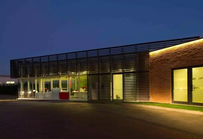 Мотель Camelia