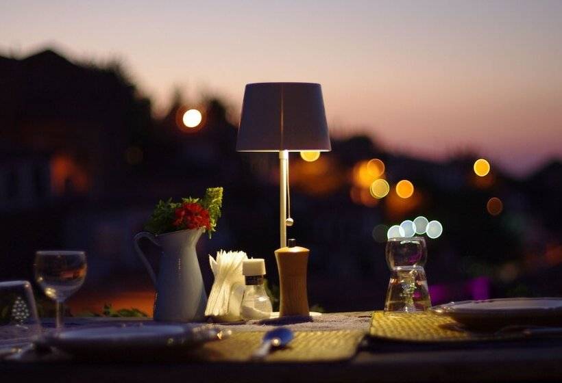 بنسيون Terrace Houses Sirince   Fig, Olive Clockmakers And Grapevine