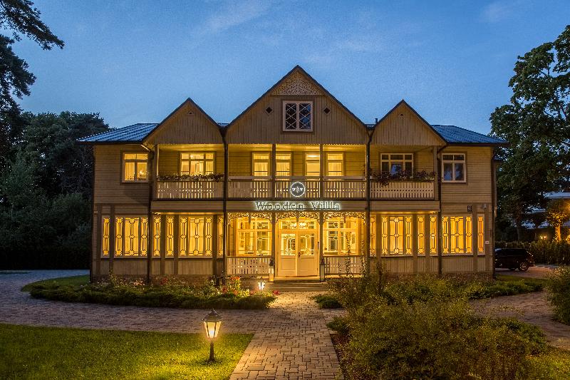 Wooden Villa Apartments