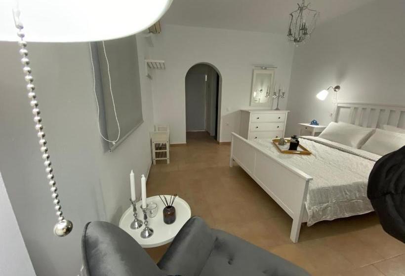 Afroditi Junior Suites