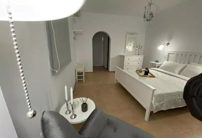 Afroditi Junior Suites