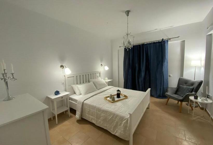 Afroditi Junior Suites