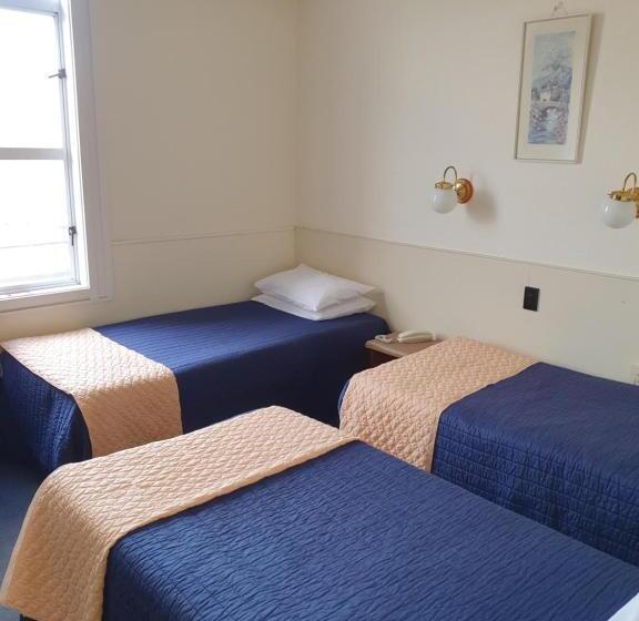 The Grand Hotel Wanganui