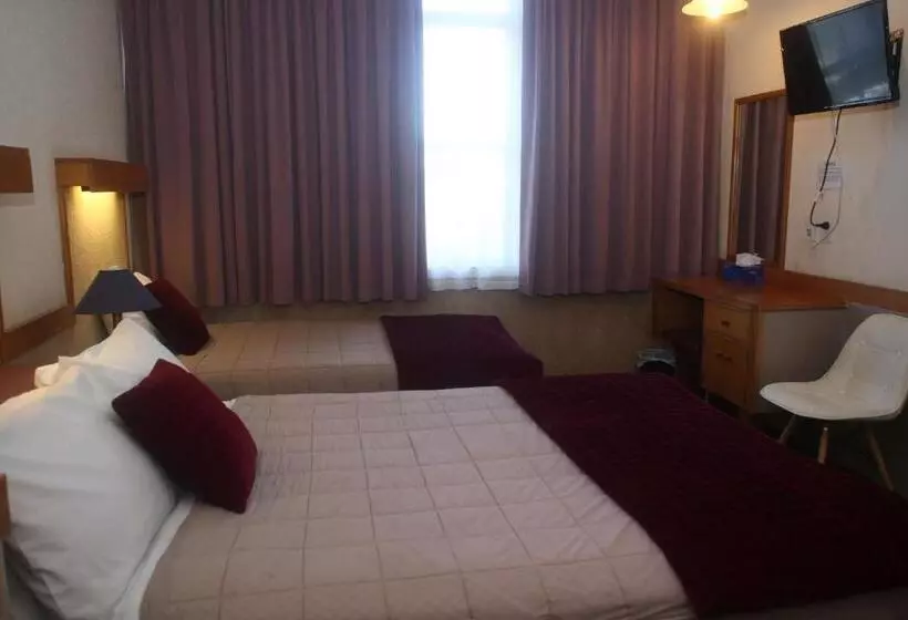 The Grand Hotel Wanganui