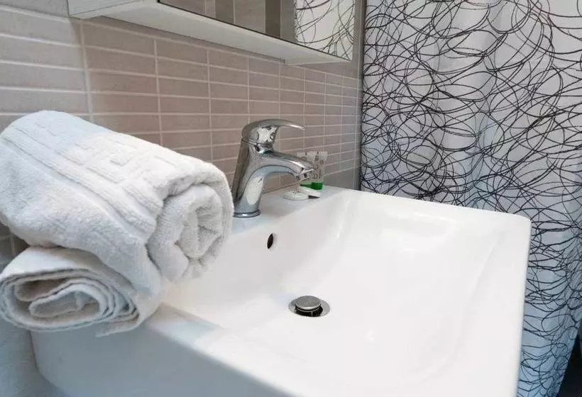 هتل Alkinoos Beach