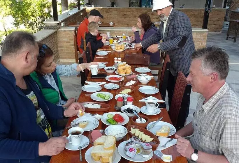 هتل Bellamaritimo