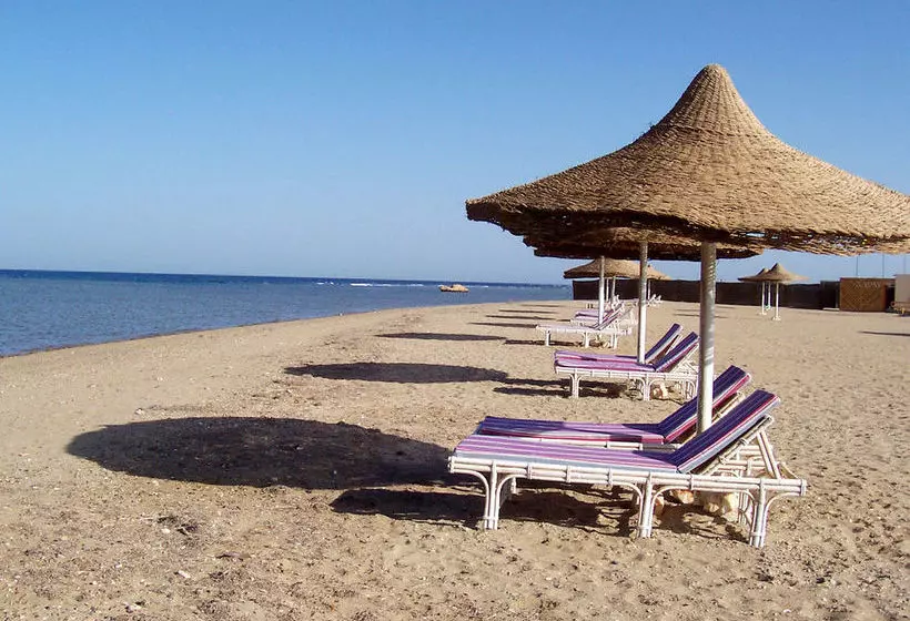 هتل Sea Hug Resort