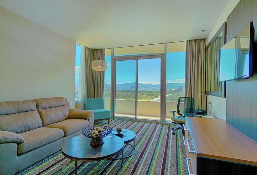 فندق Hilton Garden Inn San Jose La Sabana