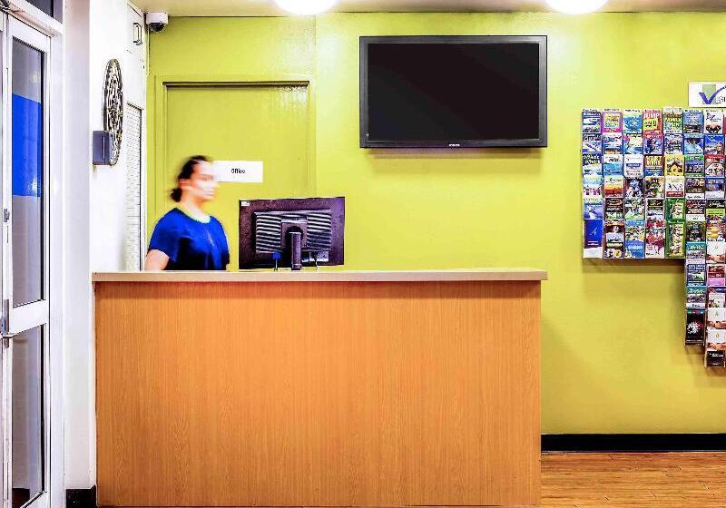 בית מלון כפרי Ibis Budget Coffs Harbour