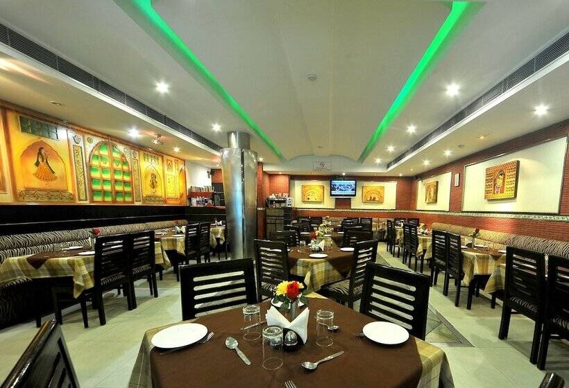 Отель Jullundur