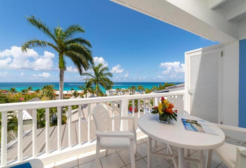 هتل La Vista Resort