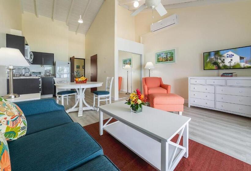 هتل La Vista Resort