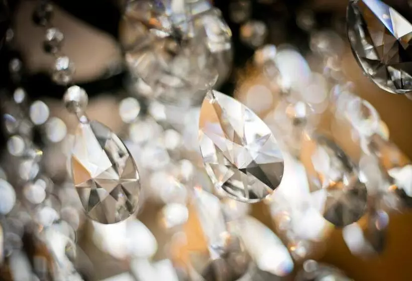 Отель Luxury Suites Amsterdam