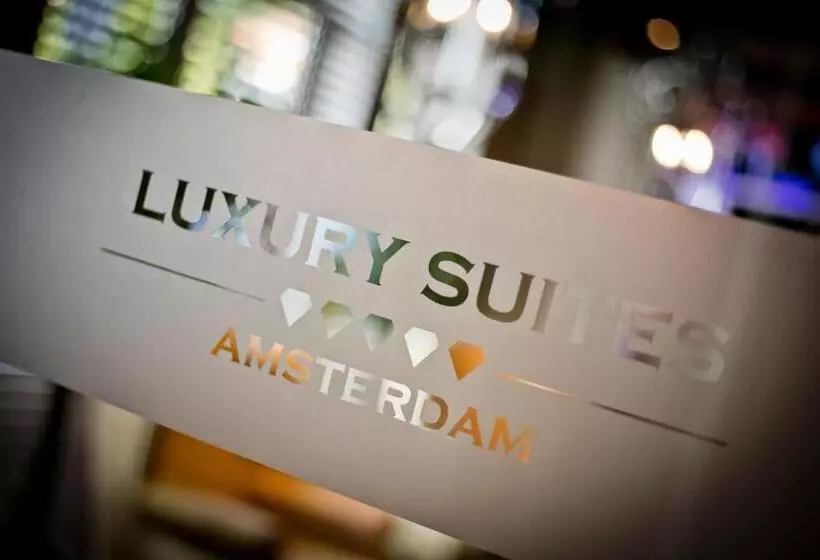 Отель Luxury Suites Amsterdam