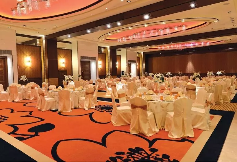 Millennium Hotel & Convention Centre Kuwait
