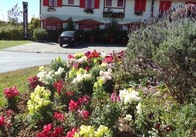 هتل Pousada Benevento