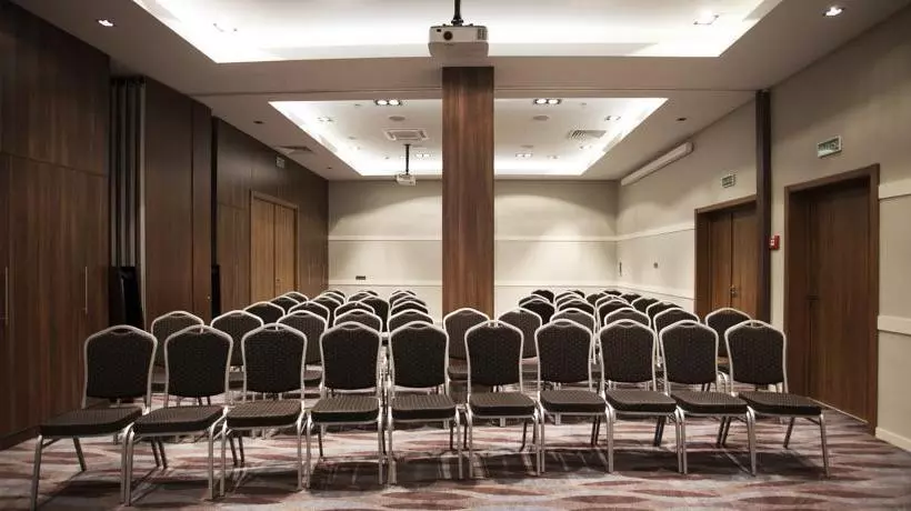 هتل Victoria & Spa Minsk