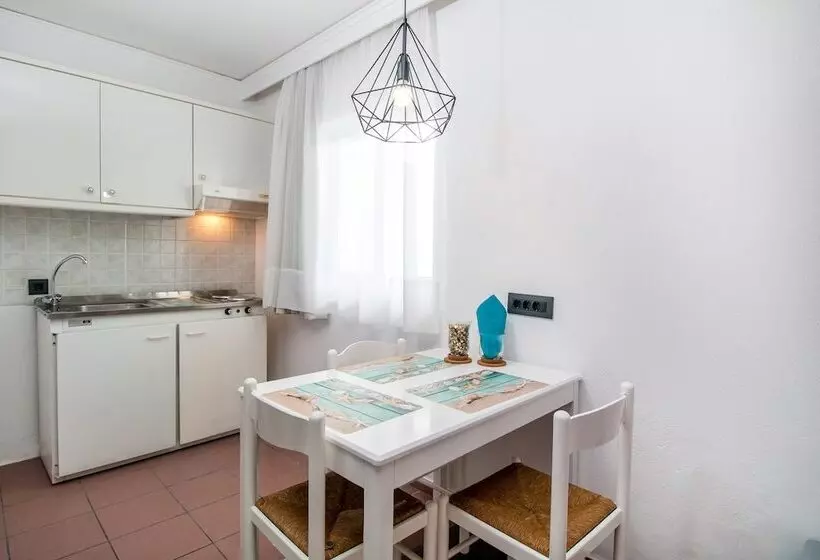 Kahlua Hotel Apartments