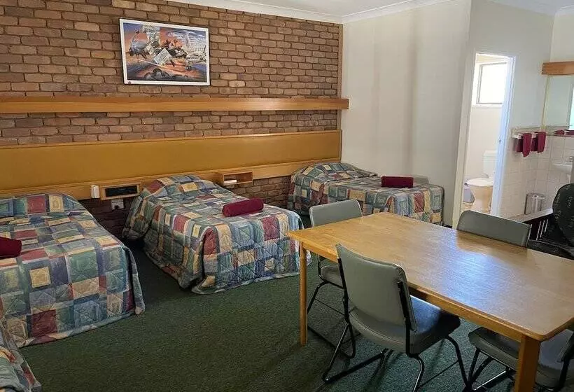 Landsborough Lodge Motel